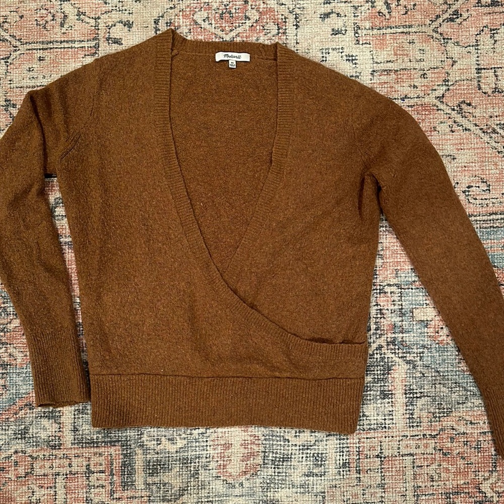 Madewell XS long sleeve soft top